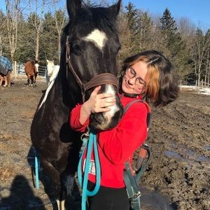 Meet your Posher, Emmanuelle